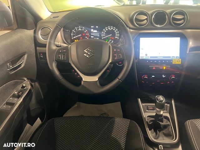 Suzuki Vitara 1.4 Boosterjet 6MT MHEV Passion - 8