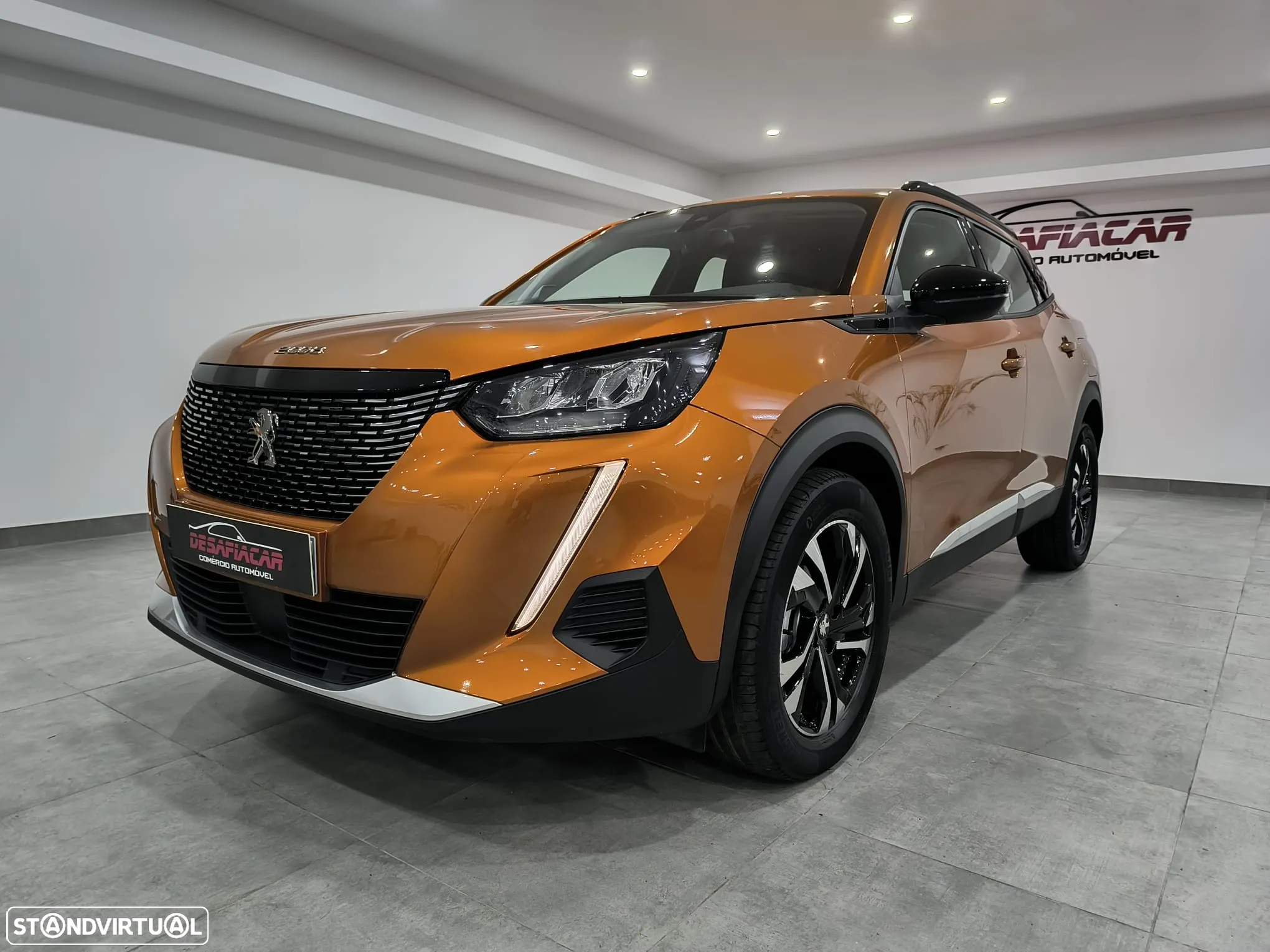 Peugeot 2008 1.2 PureTech Allure - 10