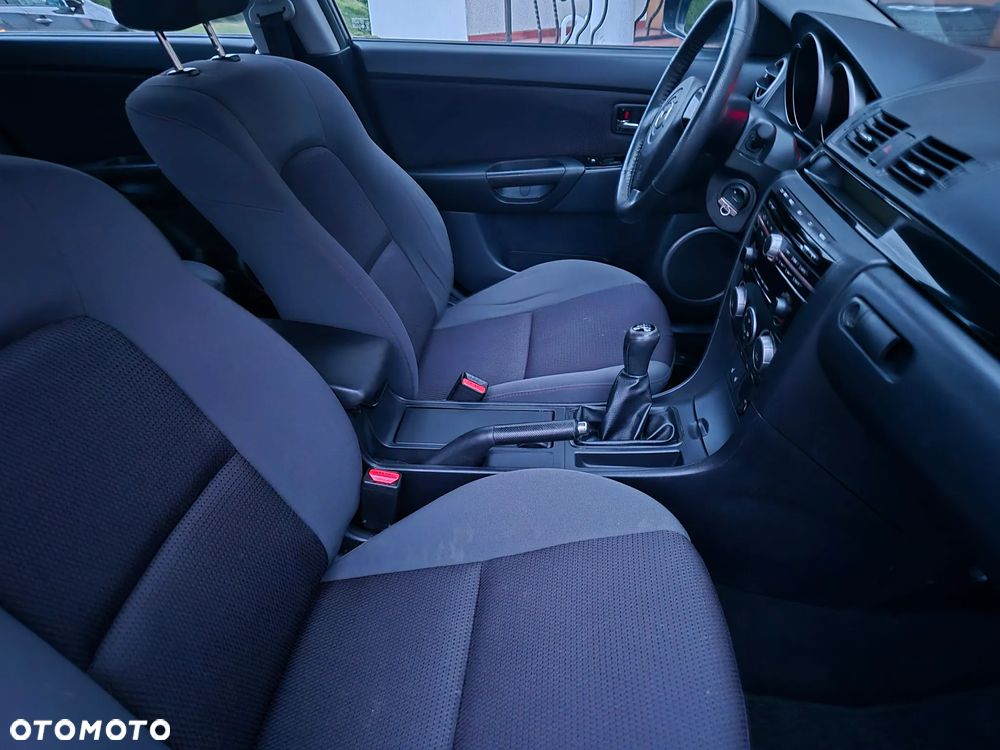 Mazda 3 1.6 MZR Active - 17