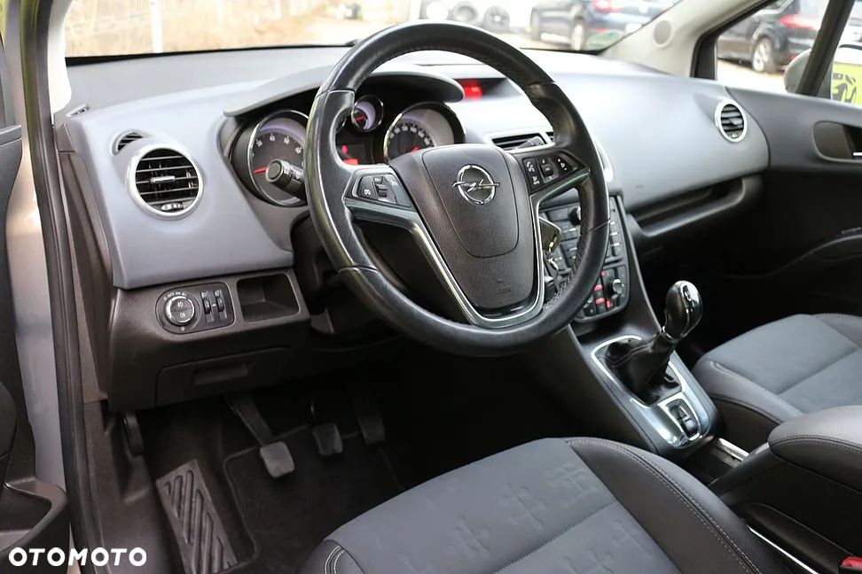 Opel Meriva 1.4 T Cosmo - 12