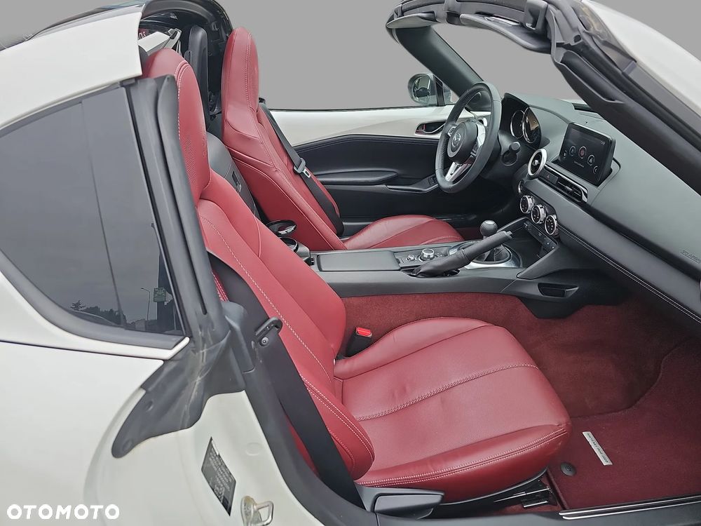 Mazda MX-5 SKYACTIV-G 2.0 100th Anniversary - 13