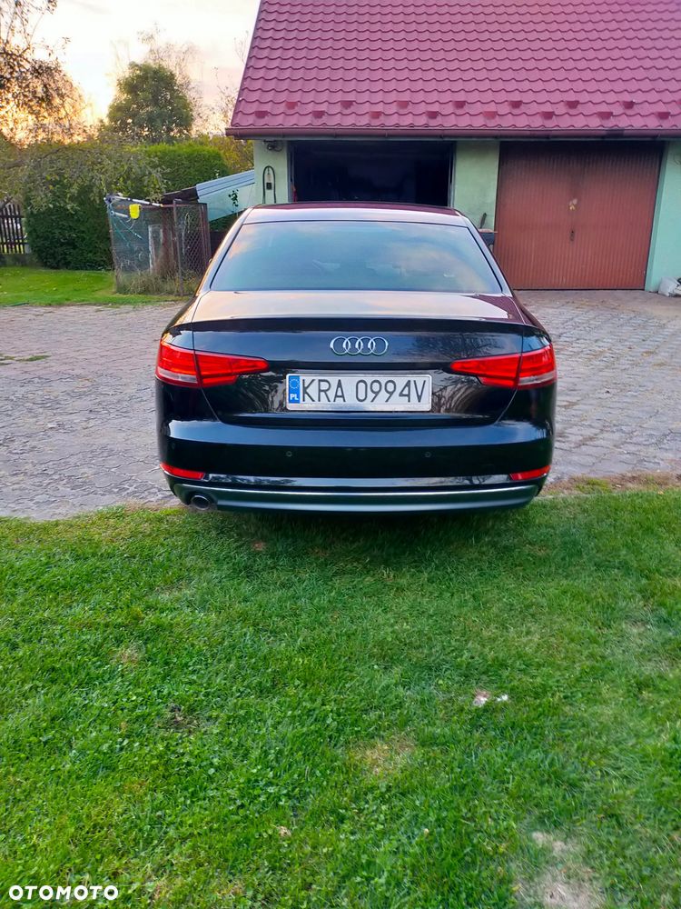 Audi A4 Limousine - 7