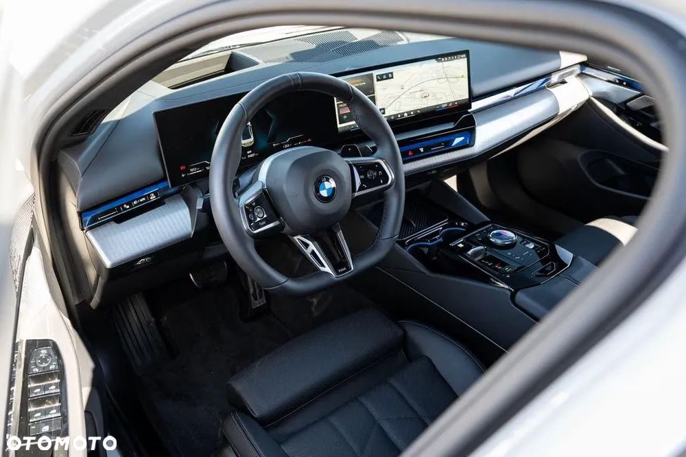 BMW Seria 5 520d mHEV M Sport - 12