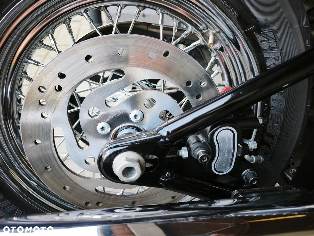 Harley-Davidson Softail Heritage Classic - 26
