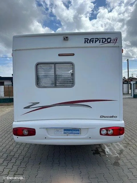 Rapido Serie 9m 985F  Cama Garagem - 4