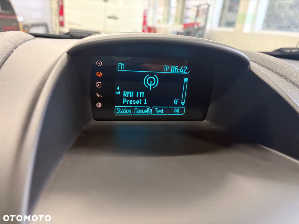Ford Fiesta 1.0 EcoBoost Titanium - 31
