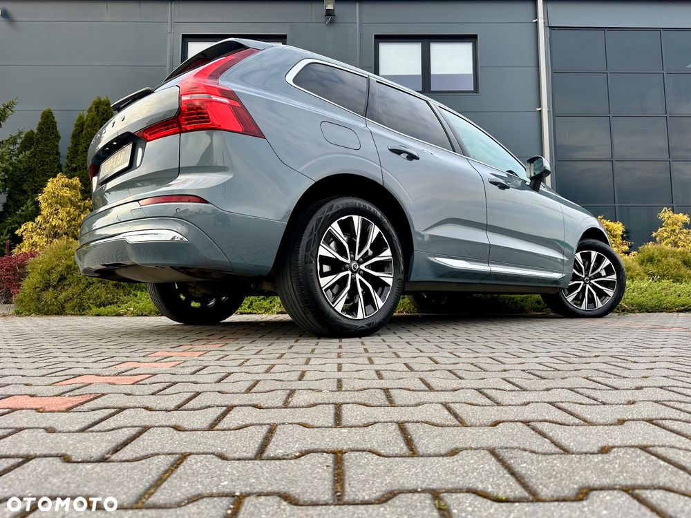 Volvo XC 60 B4 D Plus Bright - 11