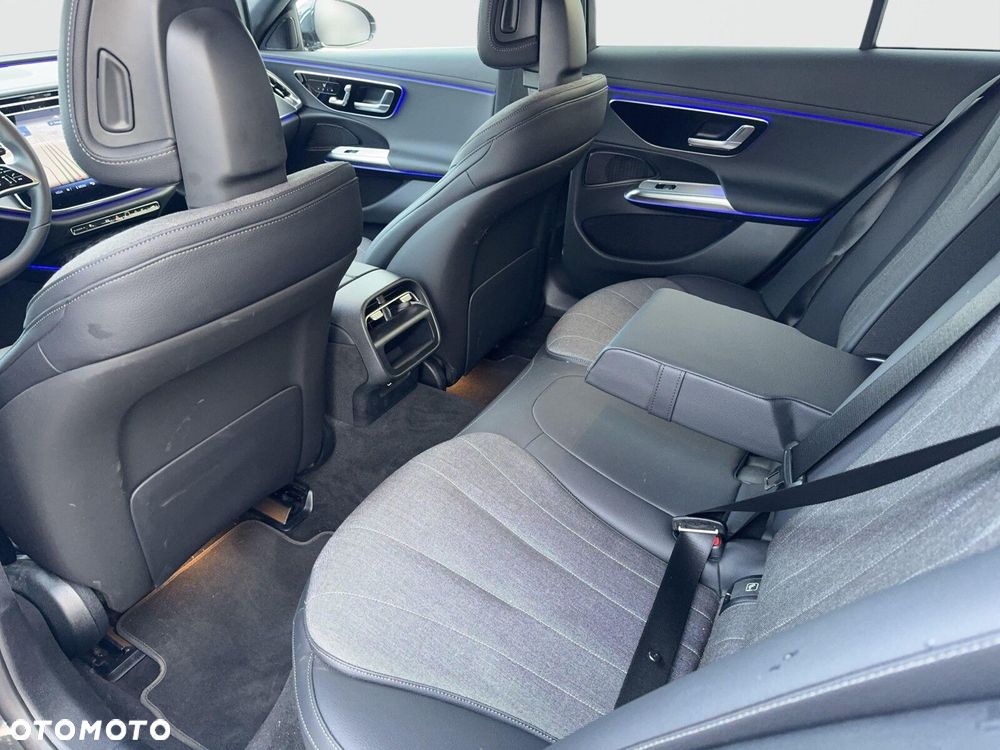 Mercedes-Benz Klasa E - 19