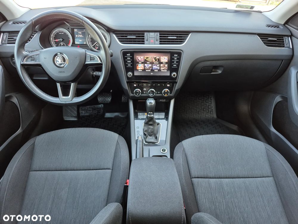Skoda Octavia 2.0 TDI SCR Style DSG - 7
