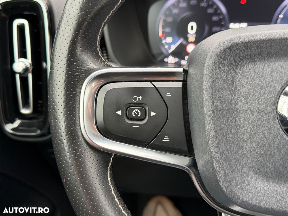 Volvo XC 40 D3 R-Design - 25