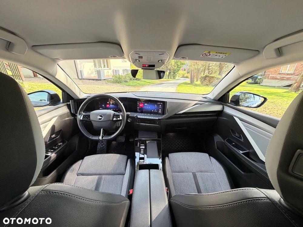 Opel Astra 1.2 T Elegance S&S - 20