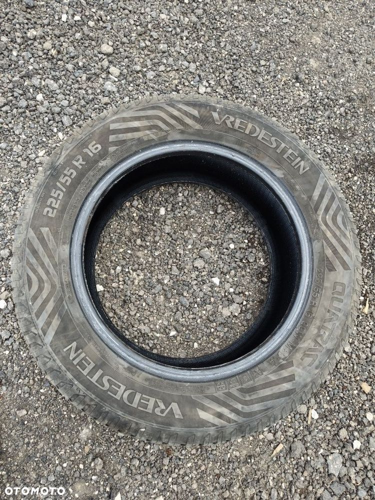 Opony wielosezonowe 225/55/R16 Vredestein 2022 rok - 2