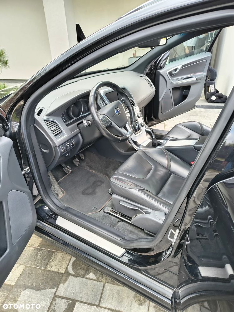 Volvo XC 60 D3 Drive-E Ocean Race - 7