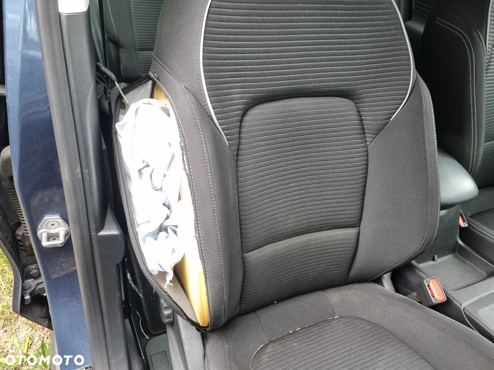 Ford Focus 1.5 EcoBlue STart-Stopp-System TITANIUM - 12