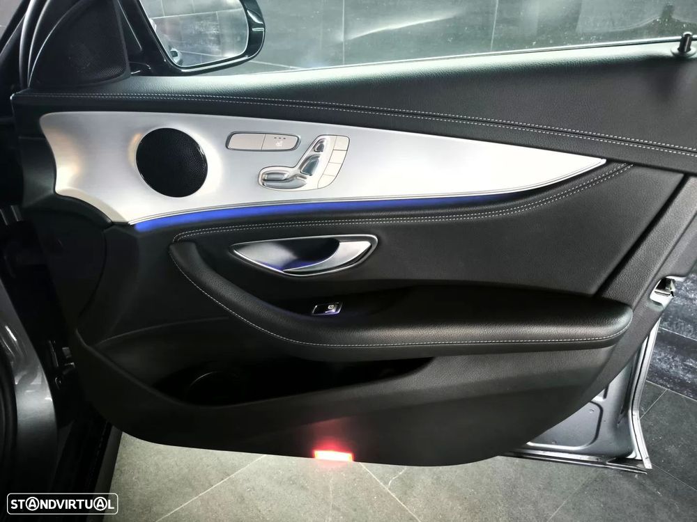 Mercedes-Benz E 300 de AMG Line - 36