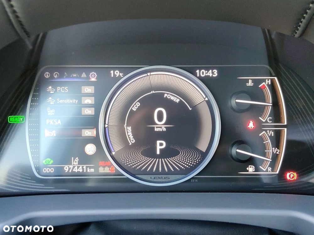 Lexus ES 300h Omotenashi - 25