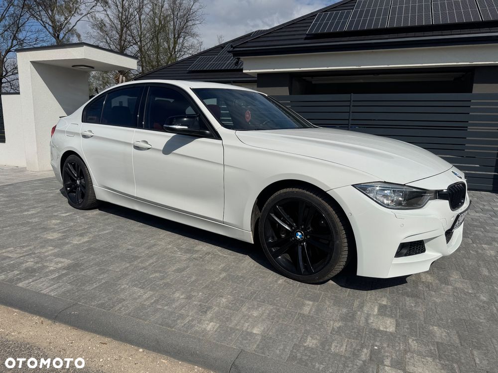 BMW Seria 3 335i xDrive Edition Sport - 2
