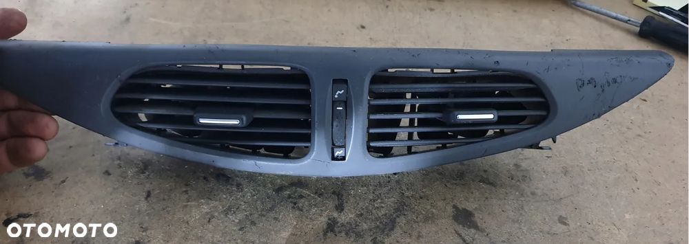 Kratka nawiewu środkowa Renault laguna 2 II FL lift - 1