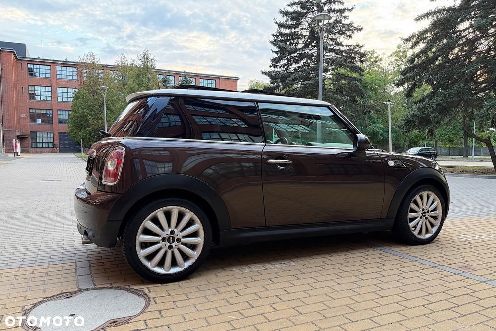 MINI Cooper 50 Mayfair - 15