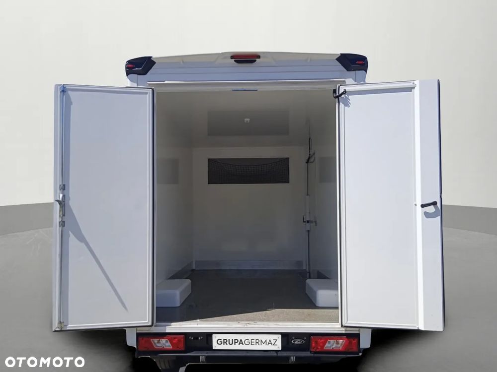 Ford E-Transit - 15