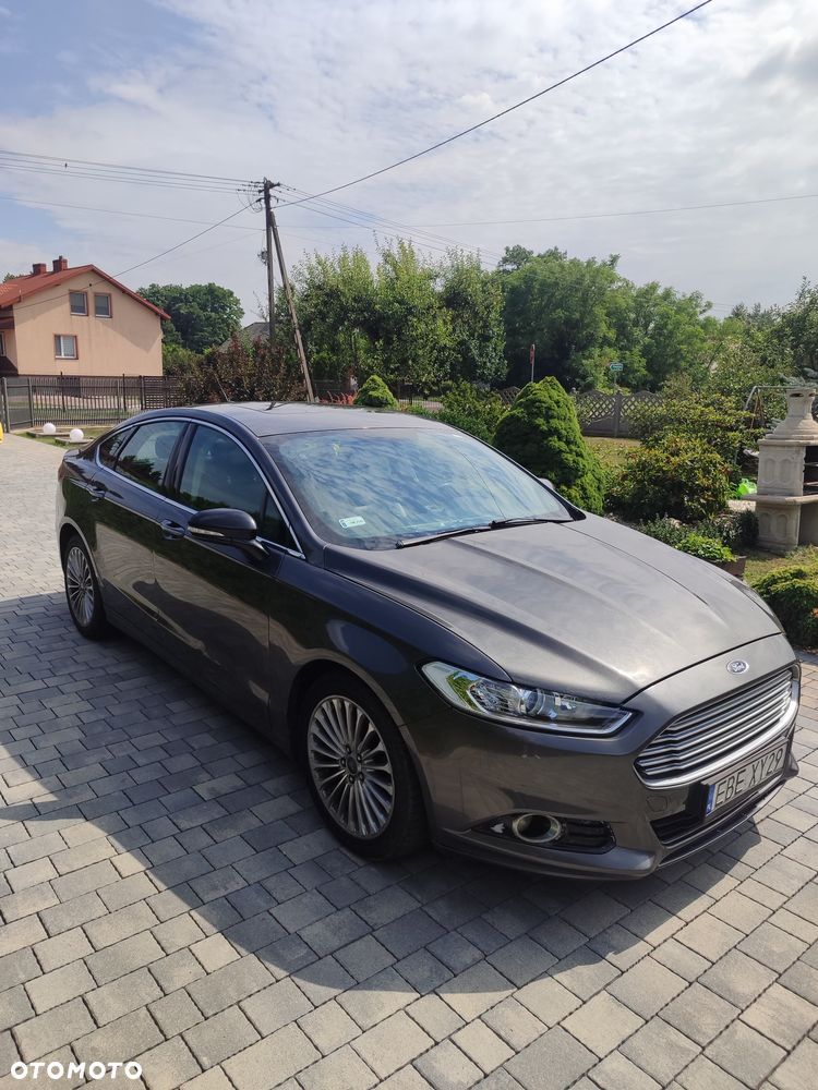 Ford Fusion - 2