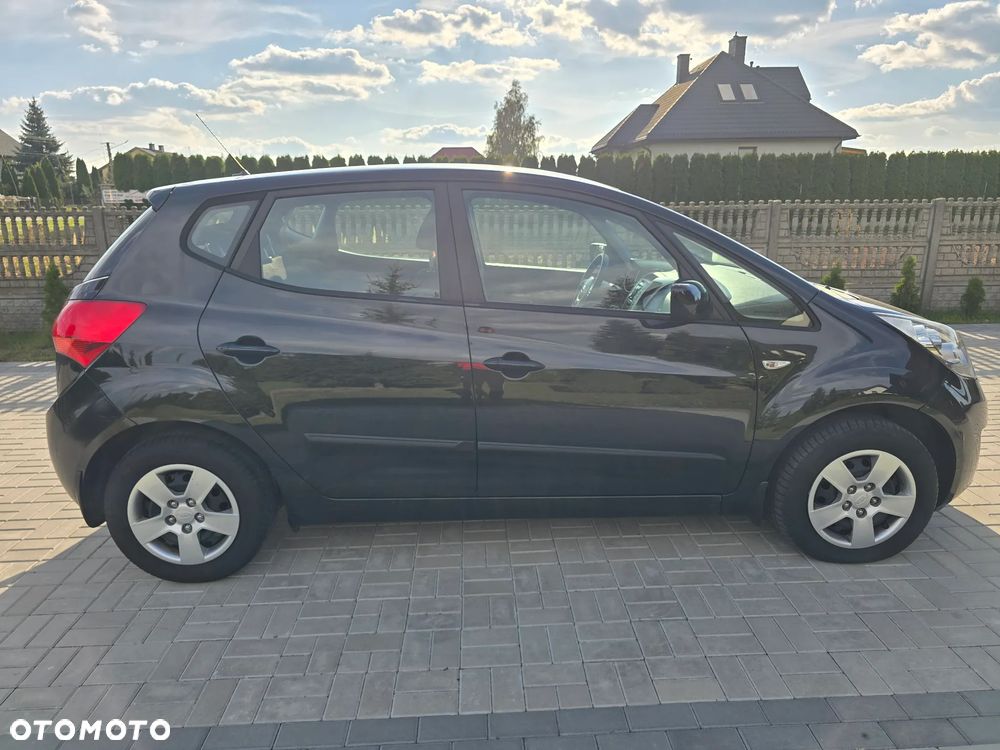 Kia Venga 1.4 L - 8