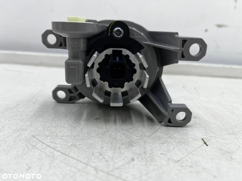 Lampa reflektor Toyota Yaris XP21 Corolla XII E21 C-HR 16r.- NOWY prawy LED przedni halogen w zderza - 7