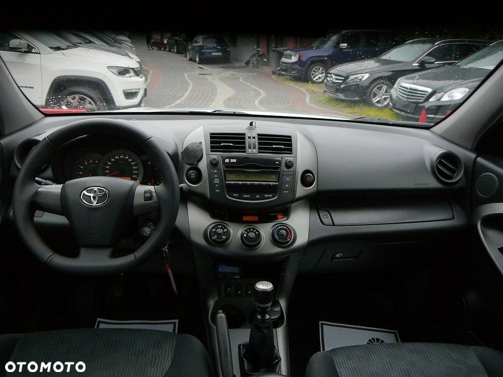Toyota RAV4 2.2 D-4D 4x4 Sol - 21