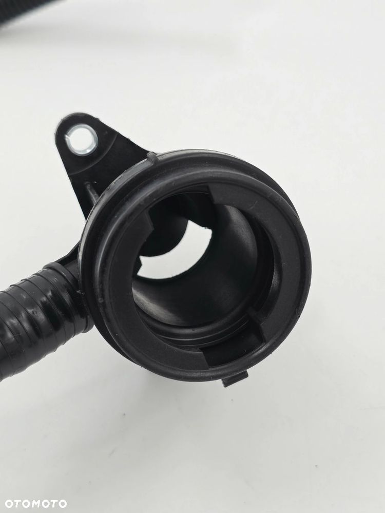 NOWY ORYGINALNY WĄŻ PRZEWÓD WLEWU OLEJU MERCEDES M260 2.0T A2600104900 - 5