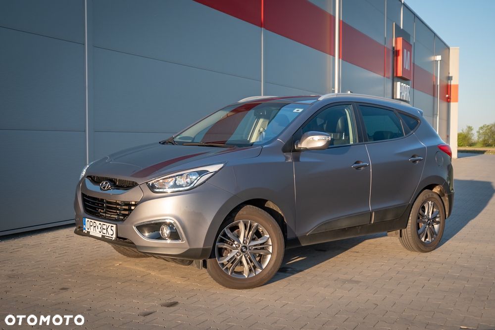 Hyundai ix35 2.0 CRDi 4WD Fifa World Cup Gold Edition - 25