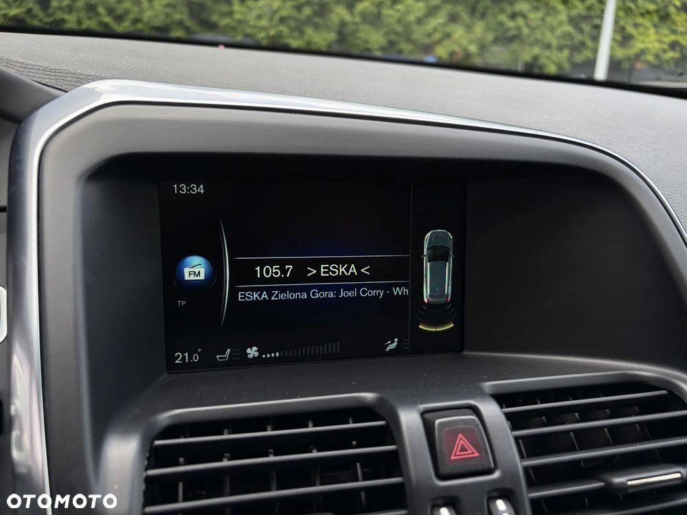 Volvo XC 60 D4 Geartronic RDesign - 26
