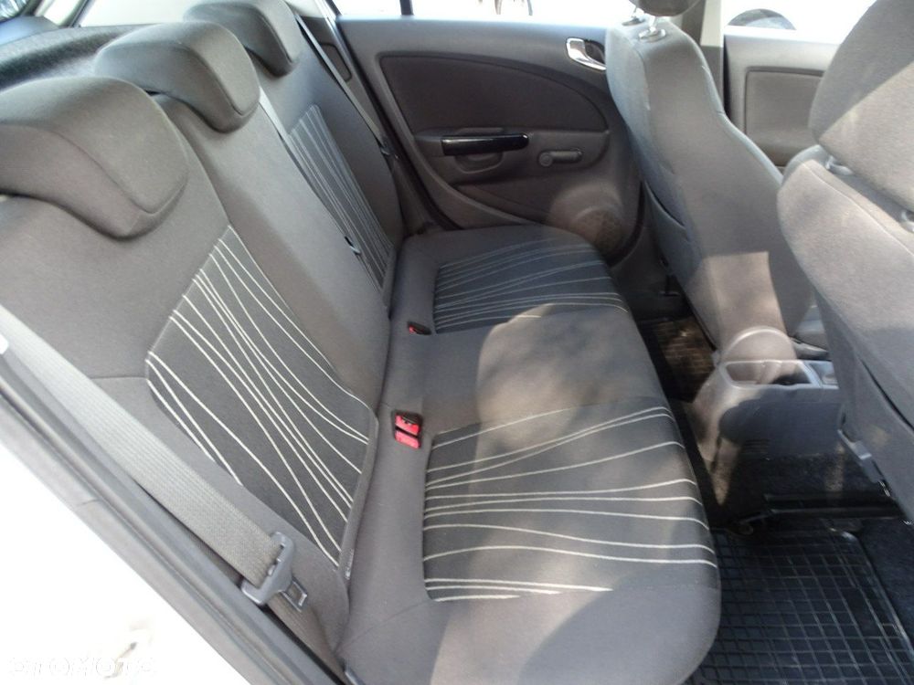 Opel Corsa - 14