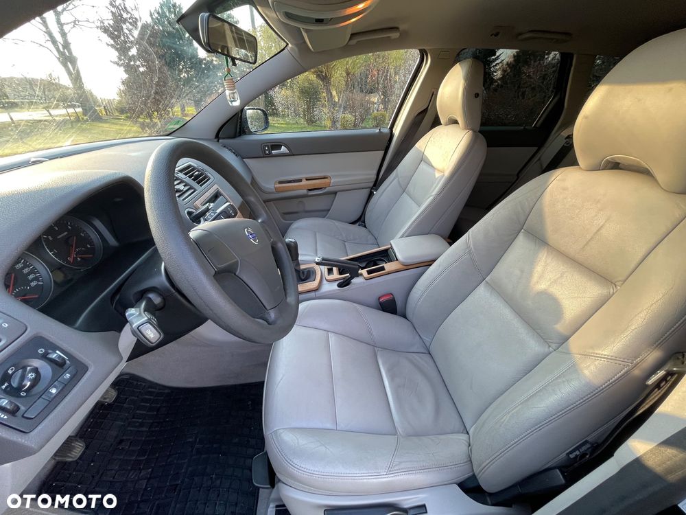 Volvo V50 - 10