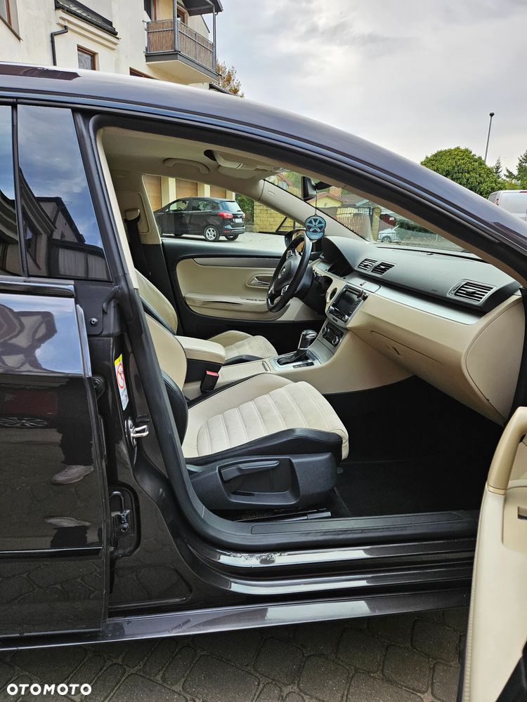 Volkswagen Passat CC - 10