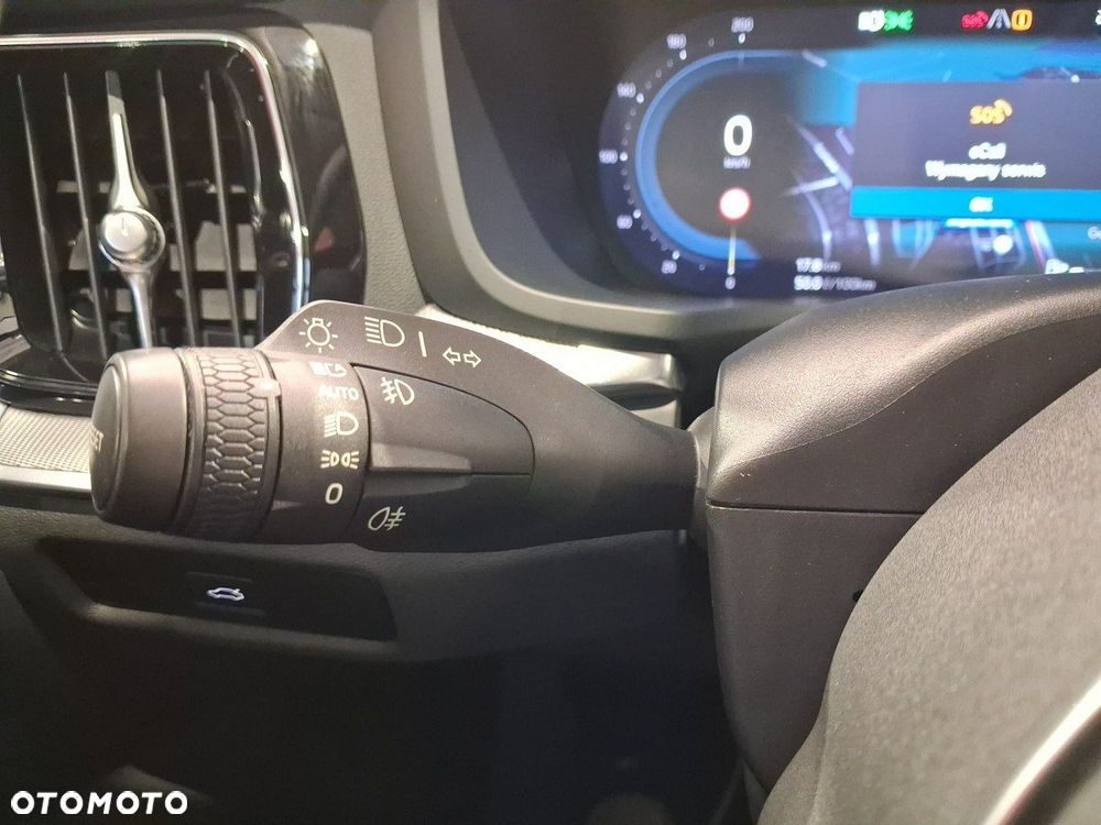 Volvo S60 - 25