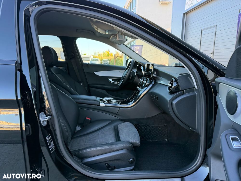 Mercedes-Benz C 180 9G-TRONIC Exclusive - 10