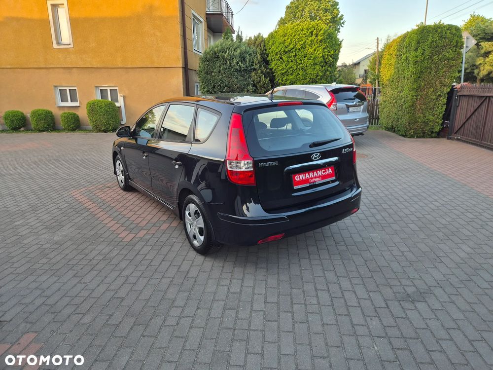 Hyundai i30 i30cw 1.4 Comfort - 23