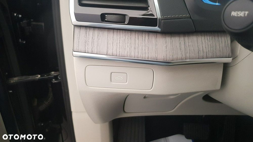 Volvo XC 90 - 20
