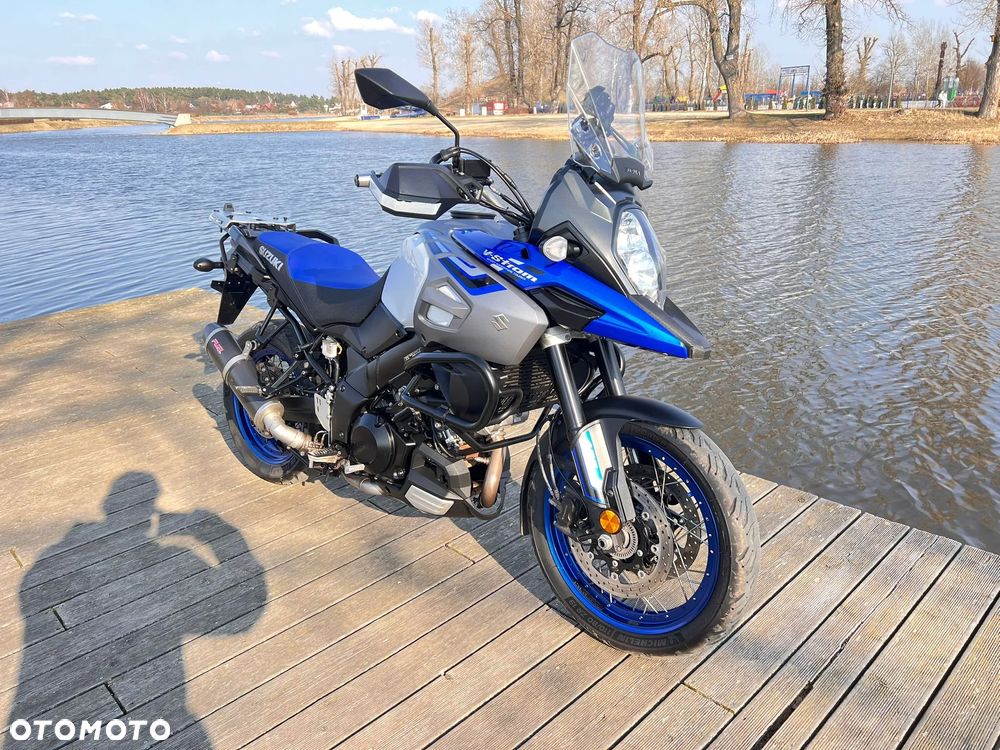 Suzuki V-STROM - 3