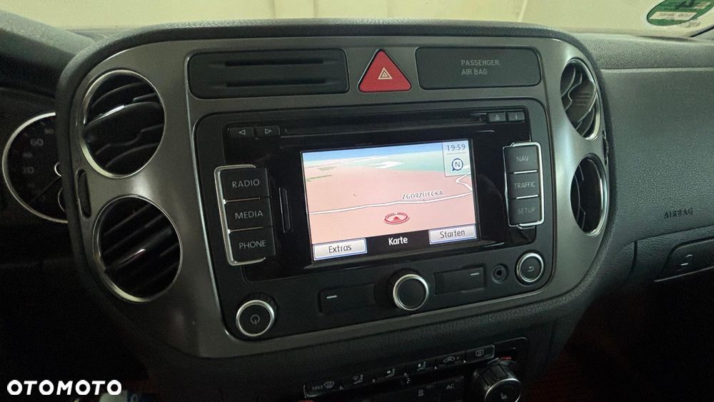 Volkswagen Tiguan - 5