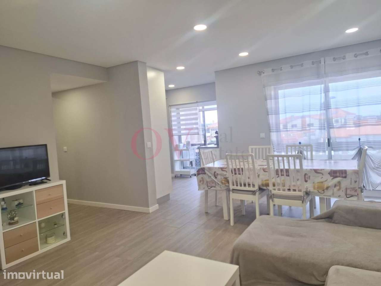 Apartamento T2 na Praia da Barra com 4 varandas e vista de Ria, para v - Grande imagem: 2/23
