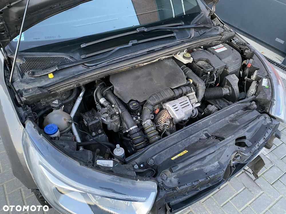 DS Automobiles DS 4 - 24