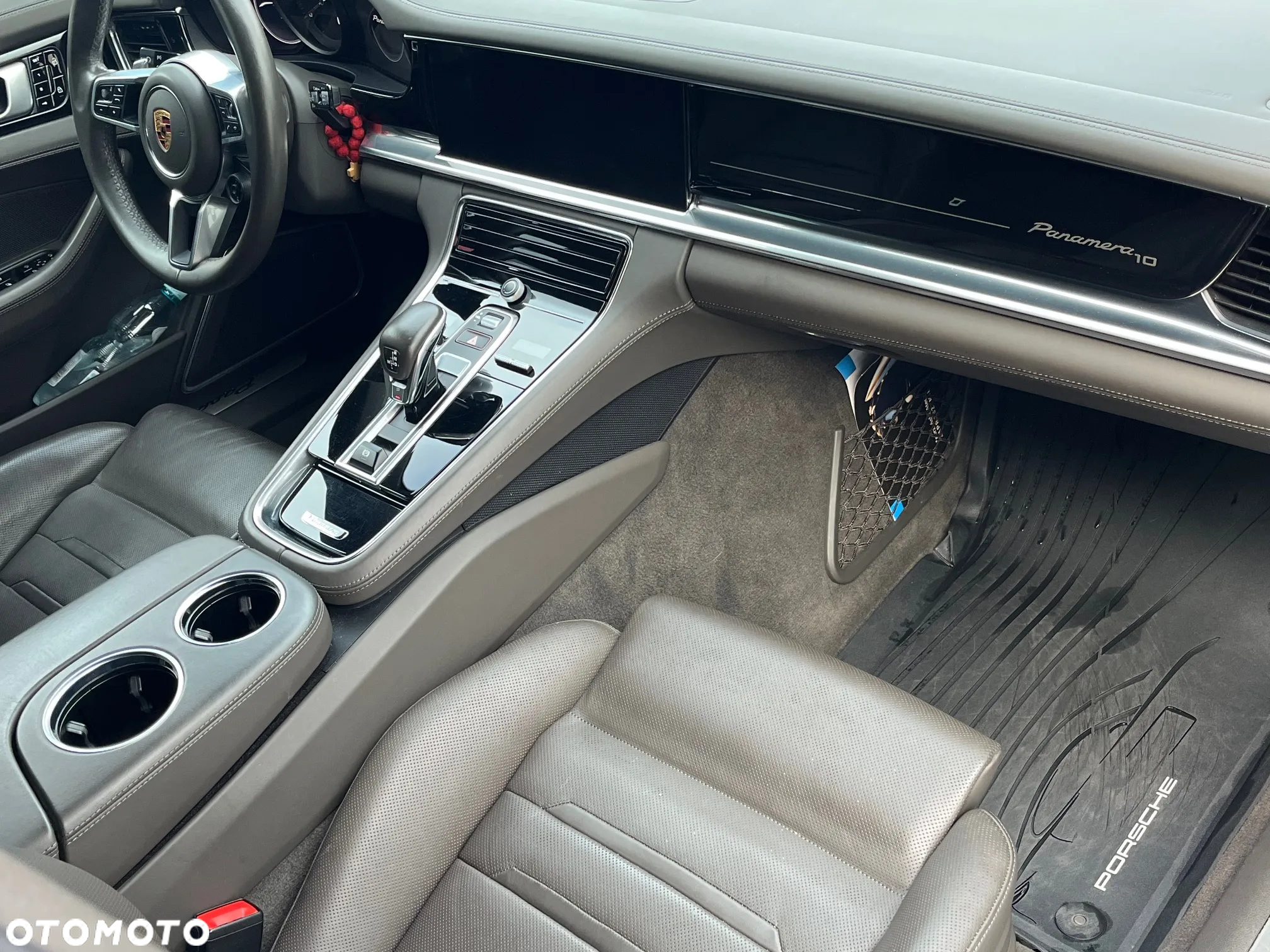 Porsche Panamera 4 - 20