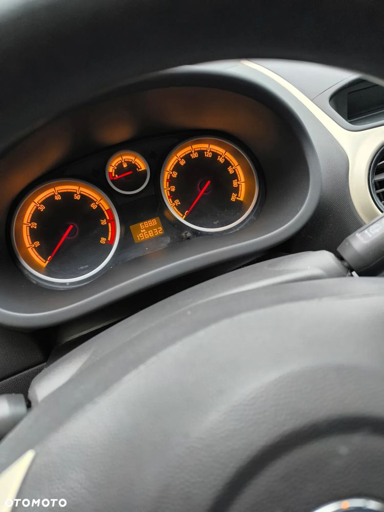 Opel Corsa 1.4 16V Sport - 7