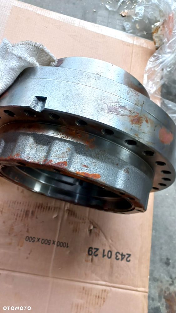 kołnierz silnika hydraulicznego   lz013140 l15b006235 case cx210d lc - 6