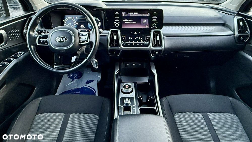 Kia Sorento - 11