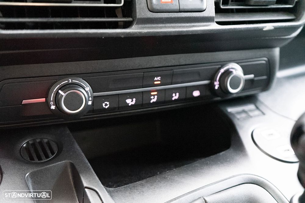 Peugeot Partner Outro - 25