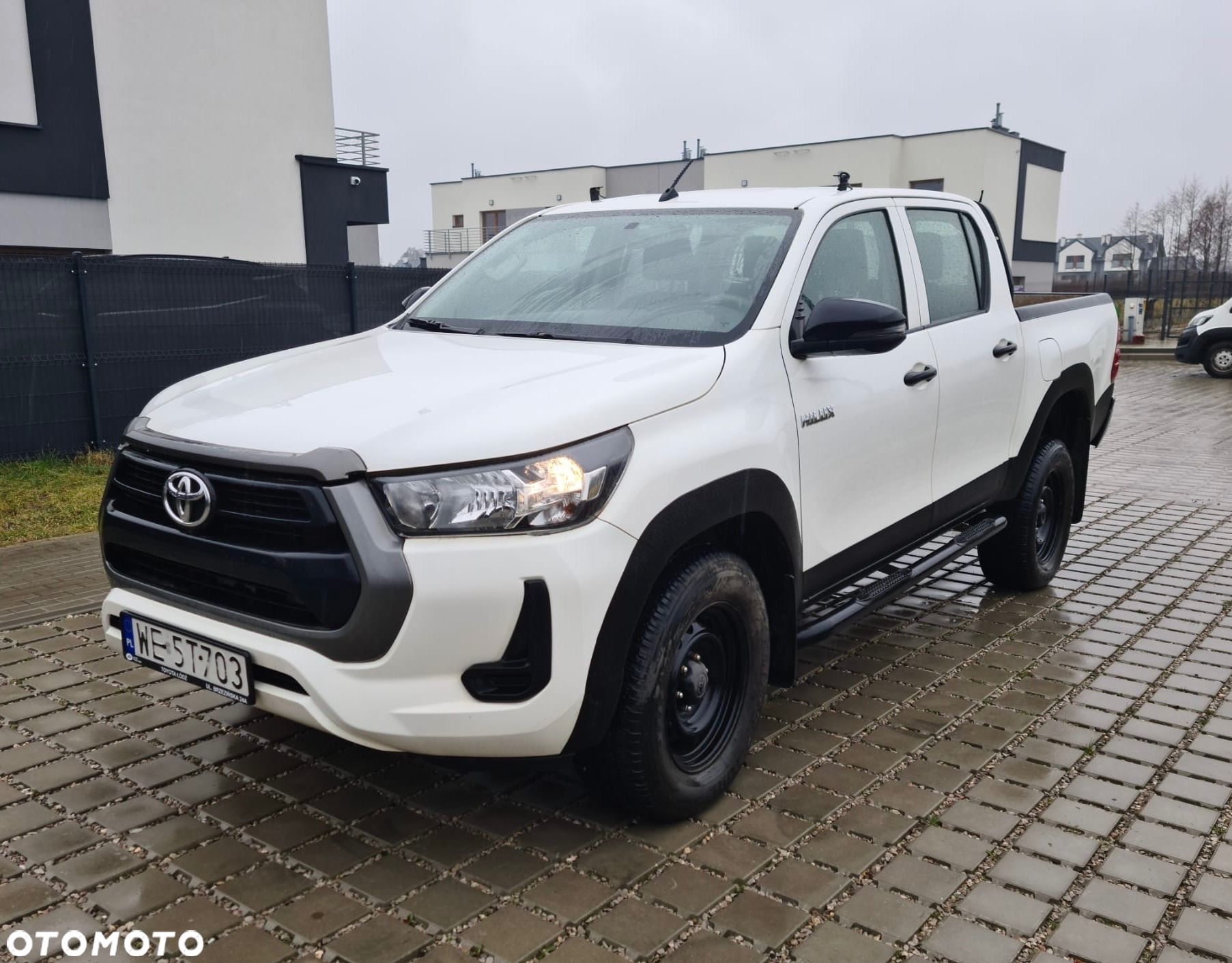 Toyota Hilux 2.4 D-4D Double Cab DLX 4x4