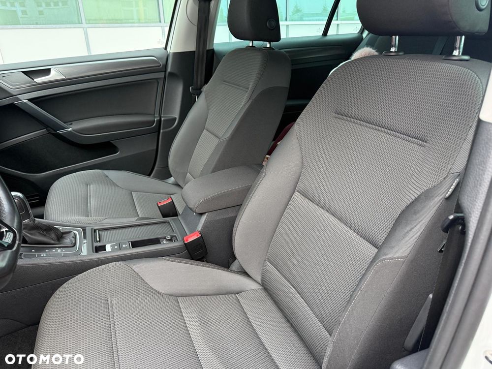 Volkswagen Golf 1.5 TSI BMT Comfortline DSG - 10