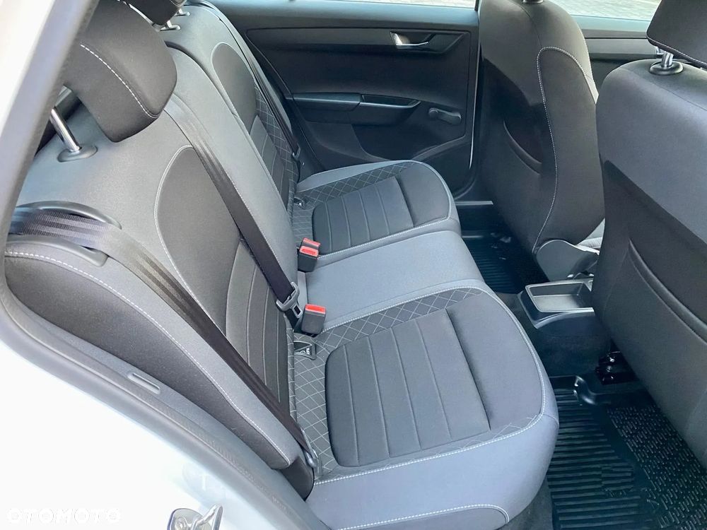 Skoda Fabia 1.0 Ambition - 18